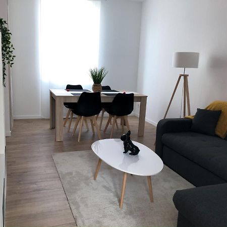 Grand Appartement Fonctionnel Proche Centre-Ville ソミュール エクステリア 写真